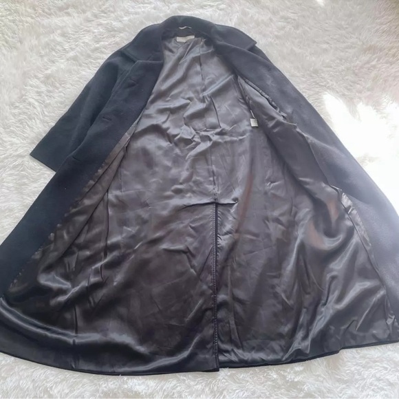 MaxMara Long Black Wool Coat - Picture 2 of 7